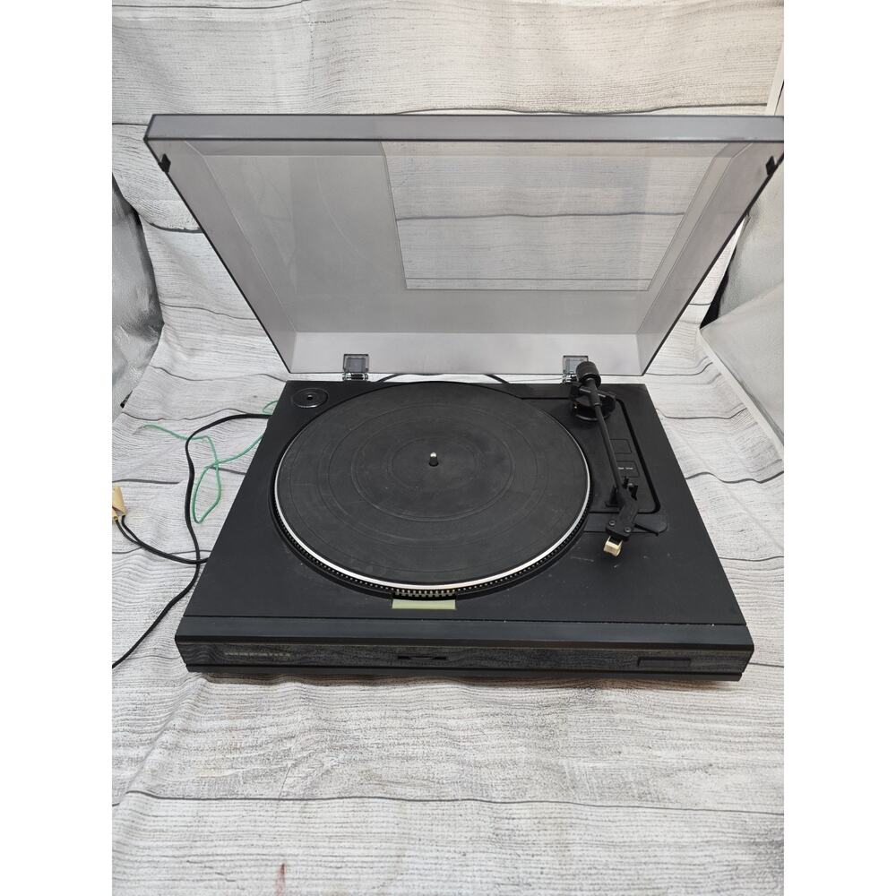 MARANTZ Automatic Turntable Model Number TT 155 Works! Needs Needle Cartridge